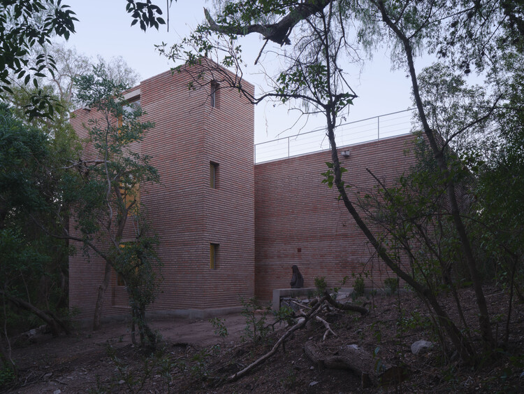 Atelier Cambre / Esteras Perrote - Fotografía exterior, Ladrillo