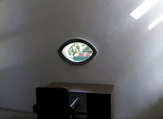 Furniture as Architecture: Micro-Modernisms Inside the Home Furniture as Architecture: Micro-Modernisms Inside the Home - Image 10 of 11