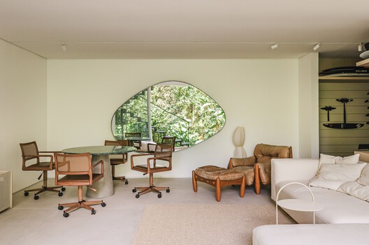 Iporanga House / Nati Minas & Studio - Interior Photography, Wood, Lighting, Chair