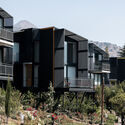 Pueblo la Dehesa / Lira y Tuckermann Arquitectos - Alojamiento