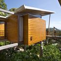 Building with the Landscape: Non-Invasive Design Strategies for Steep Terrain - Imagen 2 de 4