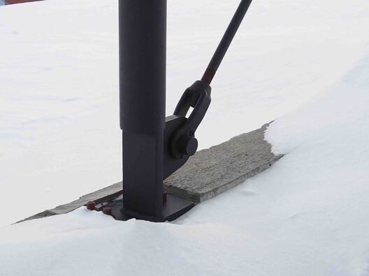Building with the Landscape: Non-Invasive Design Strategies for Steep Terrain - Image 76 of 81