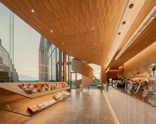 Harudot Khaoyai Cafe / IDIN Architects - Image 2 of 39