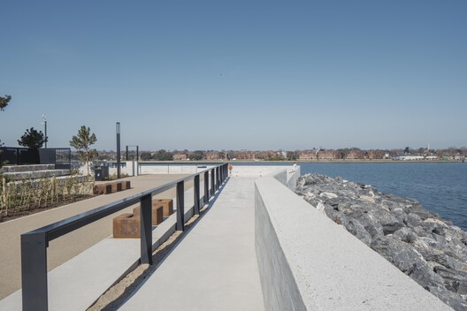 Tolka Estuary Greenway / TTT + Darmody Architecture - Image 15 of 16