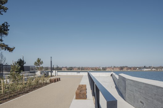 Tolka Estuary Greenway / TTT + Darmody Architecture - Image 1 of 16
