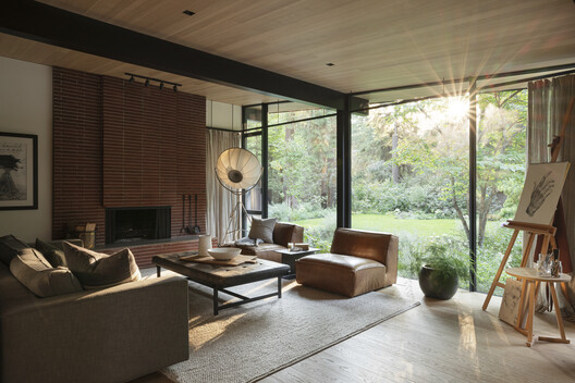 North Vancouver Remodel / Olson Kundig North Vancouver Remodel / Olson Kundig - Interior Photography, Living Room, Wood, Table, Lighting, Sofa, Chair