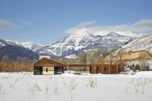Dogtrot House: Vernacular Knowledge and Climate-Responsive Design Dogtrot House: Vernacular Knowledge and Climate-Responsive Design - Image 4 of 41