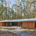 Dogtrot House: Vernacular Knowledge and Climate-Responsive Design - Image 1 of 4