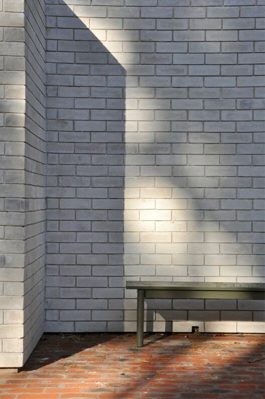 Casa Villa robles / arquitectura.te - Fotografía exterior, Ladrillo