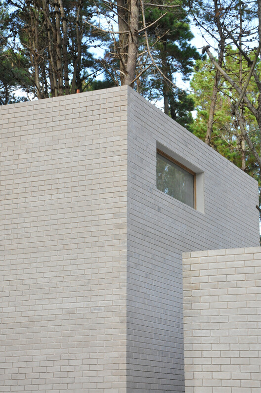 Casa Villa robles / arquitectura.te - Fotografía exterior, Concreto