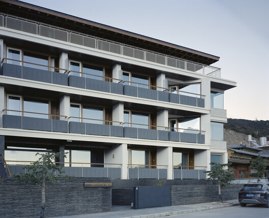 Kawagebo Snow Mountain Hotel / Moguang Studio - Exterior Photography, Balcony