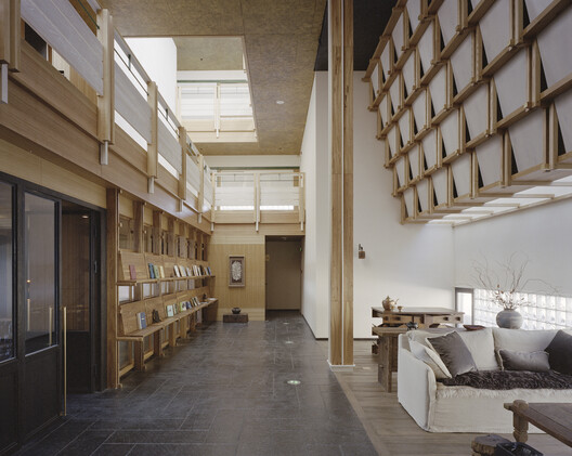 Kawagebo Snow Mountain Hotel / Moguang Studio - Interior Photography, Wood, Shelving, Lighting, Beam