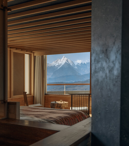 Kawagebo Snow Mountain Hotel / Moguang Studio - Interior Photography, Bedroom, Bed