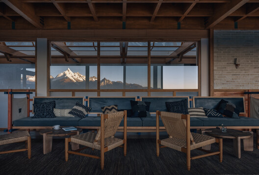 Kawagebo Snow Mountain Hotel / Moguang Studio - Interior Photography, Wood, Table, Chair, Beam