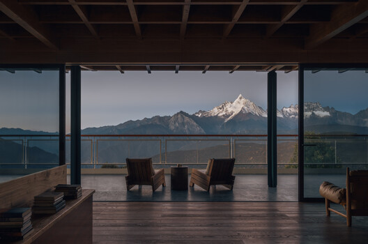 Kawagebo Snow Mountain Hotel / Moguang Studio - Interior Photography, Beam, Balcony