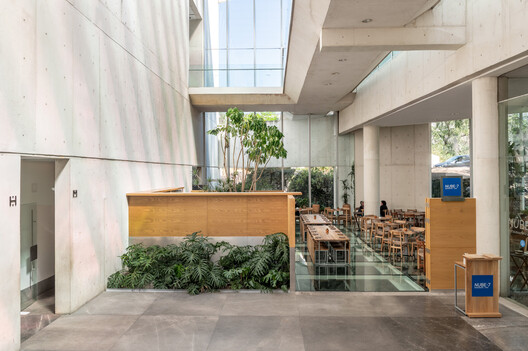 Nube 7 Cafe / Luis Carbonell - Image 4 of 20