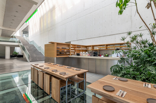 Nube 7 Cafe / Luis Carbonell - Interior Photography, Kitchen, Glass