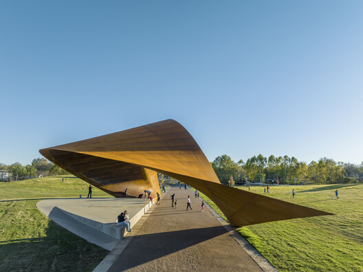Luther George Park Performance Pavilion / Trahan Architects - Image 2 of 22