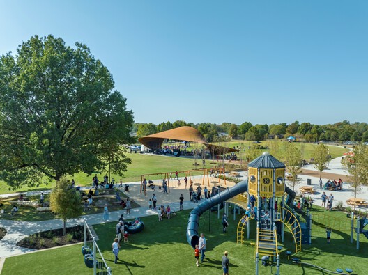 Luther George Park Performance Pavilion / Trahan Architects - Image 6 of 22