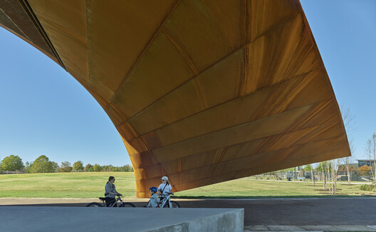 Luther George Park Performance Pavilion / Trahan Architects - Interior Photography
