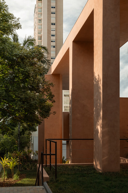 Sofia Pavilion / Estúdio Leonardo Zanatta Sofia Pavilion / Estúdio Leonardo Zanatta - Exterior Photography, Concrete