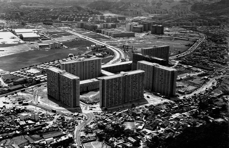 After Corbusier: How Southeast Asia Turned the Satellite City Into a Transit Megaproject - Image 2 of 17