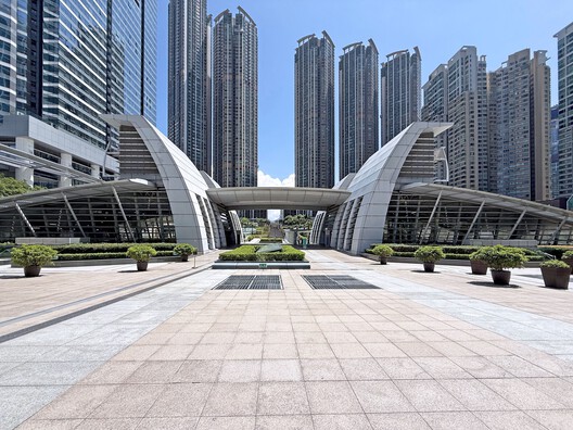 After Corbusier: How Southeast Asia Turned the Satellite City Into a Transit Megaproject - Image 11 of 17