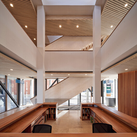 Pabellón Biblioteca Colegio Tabancura / José Ignacio Valdivieso - Imagen 7 de 23