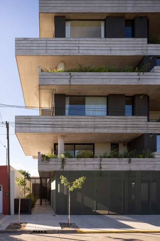 SUP Boulevard / FACT Fábrica de Arquitectura Contemporánea SUP Boulevard / FACT Fábrica de Arquitectura Contemporánea - Exterior Photography, Concrete, Balcony