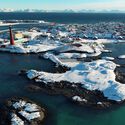 Dorte Mandrup’s The Whale Advances Along Norway’s Arctic Coastline - 4 的图像 4