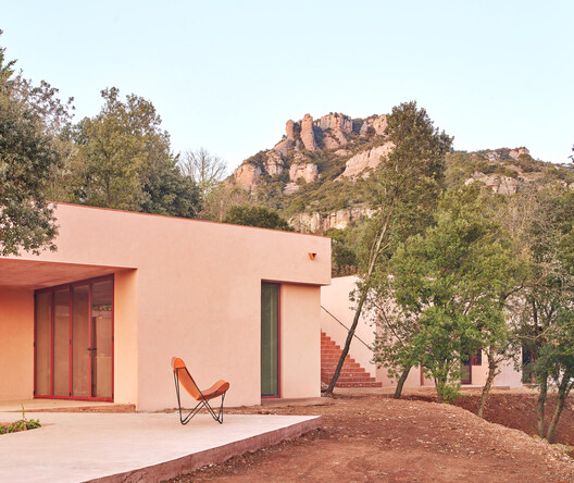 Casa Sota la Mola / TwoBo arquitectura
