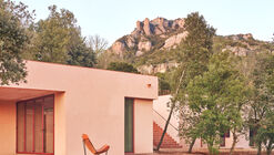 Casa Sota la Mola / TwoBo arquitectura