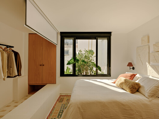 Sá Ferreira Project / Bric Arquitetura | Portillo e Pantoja Sá Ferreira Project / Bric Arquitetura | Portillo e Pantoja - Interior Photography, Bedroom, Wood, Bed, Lighting