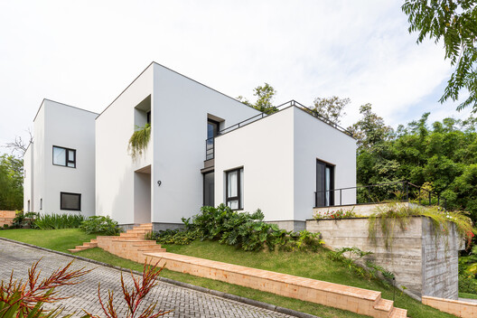 Piná House / Nommo Arquitetos - Exterior Photography, Garden