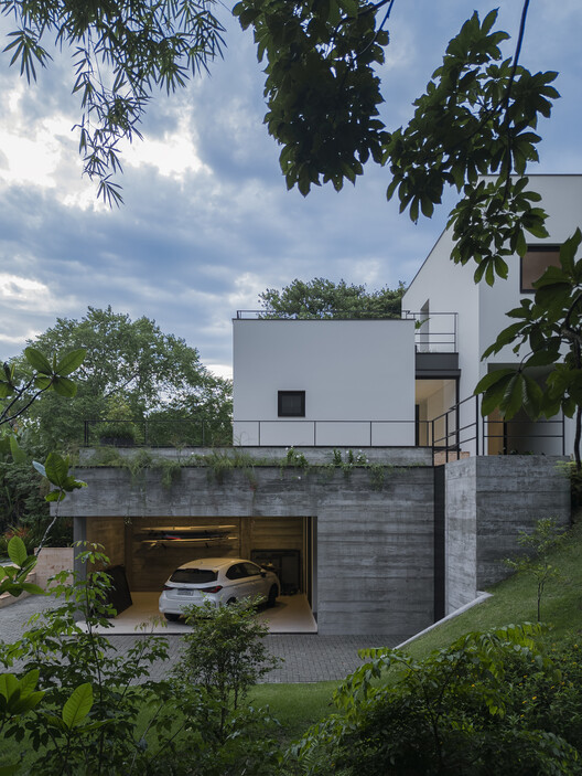 Piná House / Nommo Arquitetos - Exterior Photography, Stairs