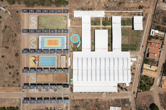 Unileão Sports Center / Lins Arquitetos Associados - Image 8 of 26