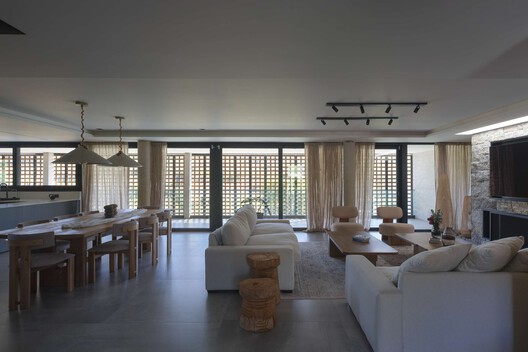 Casa RD / Estudio Frolik Casa RD / Estudio Frolik - Fotografía interior, Sala de estar, Madera, Sillones, Mesas, Sillas
