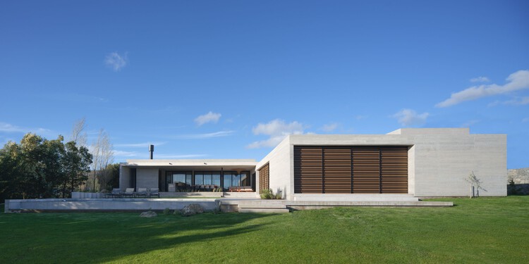 Casa PB / Estudio Frolik - Figura 5 de 22