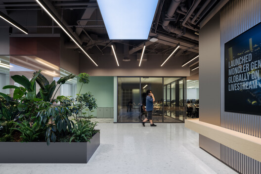 Publicis Groupe Shanghai Headquarters / Ippolito Fleitz Group + Identity Architects - Interior Photography, Lighting