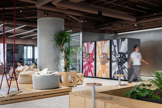 Publicis Groupe Shanghai Headquarters / Ippolito Fleitz Group + Identity Architects - Interior Photography, Living Room