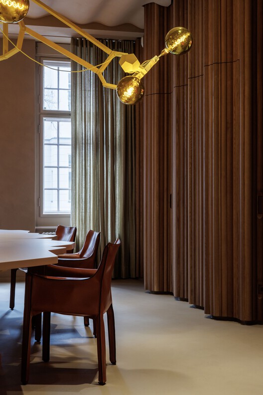 MOM Apartment / J.MAYER H. MOM Apartment / J.MAYER H. - Interior Photography, Dining room, Lighting