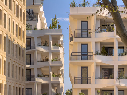 Jardins Secrets Bioclimatic Shells / Vincent Callebaut Architectures Jardins Secrets Bioclimatic Shells / Vincent Callebaut Architectures - Exterior Photography, Balcony