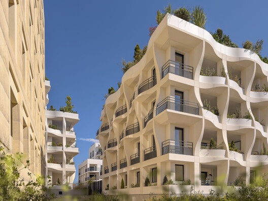 Jardins Secrets Bioclimatic Shells / Vincent Callebaut Architectures Jardins Secrets Bioclimatic Shells / Vincent Callebaut Architectures - Exterior Photography, Balcony