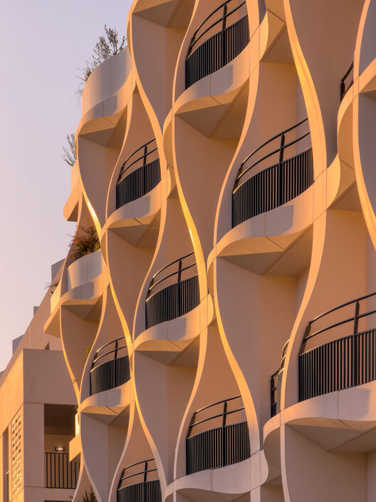 Jardins Secrets Bioclimatic Shells / Vincent Callebaut Architectures Jardins Secrets Bioclimatic Shells / Vincent Callebaut Architectures - Image 14 of 22