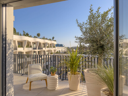 Jardins Secrets Bioclimatic Shells / Vincent Callebaut Architectures Jardins Secrets Bioclimatic Shells / Vincent Callebaut Architectures - Exterior Photography, Balcony