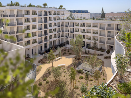 Jardins Secrets Bioclimatic Shells / Vincent Callebaut Architectures Jardins Secrets Bioclimatic Shells / Vincent Callebaut Architectures - Image 5 of 22