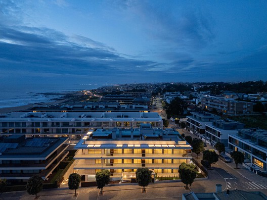Scala-Mare Building / Atelier d’Arquitectura Lopes da Costa - Exterior Photography, Balcony