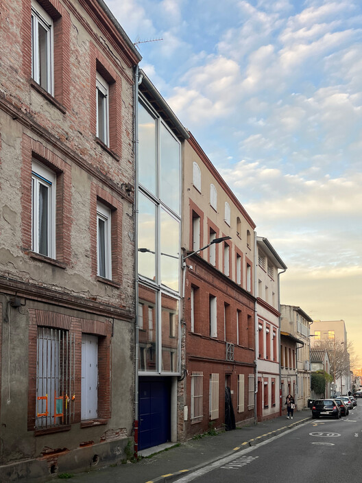 L33 Narrow House / BAST L33 Narrow House / BAST - Exterior Photography, Windows