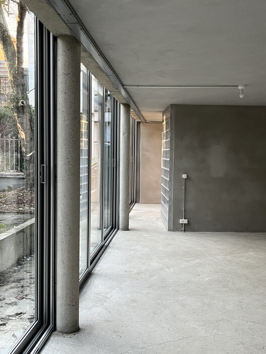 L33 Narrow House / BAST L33 Narrow House / BAST - Image 4 of 31