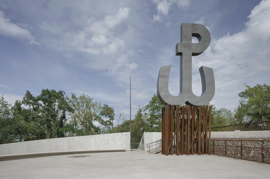 Warsaw Uprising Mound / Archigrest + topoScape Warsaw Uprising Mound / Archigrest + topoScape - Exterior Photography